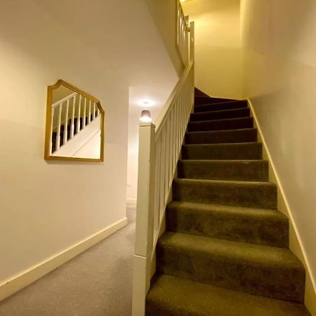 Uniquejoe Properties - 3 Bedroom Manchester Esterno foto